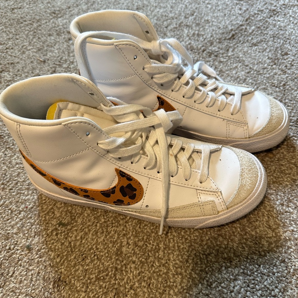 Nike blazer